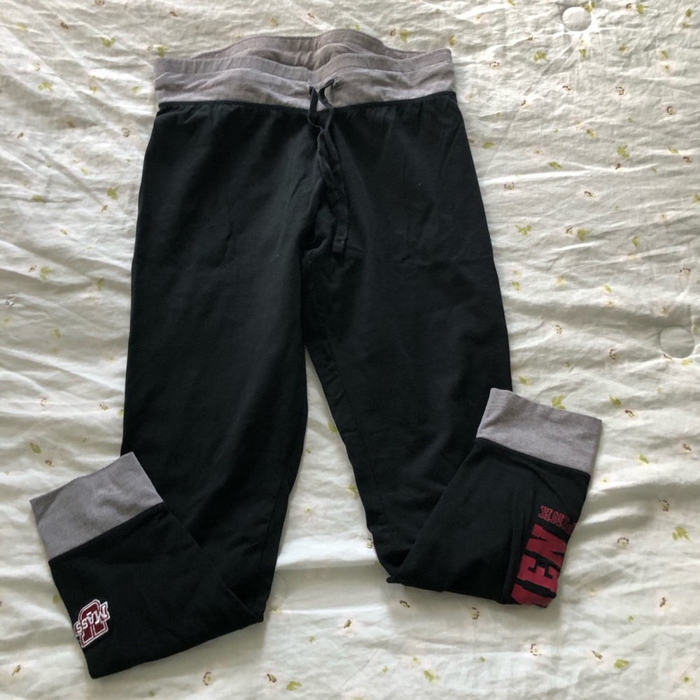 VS PINK UMass Leggings